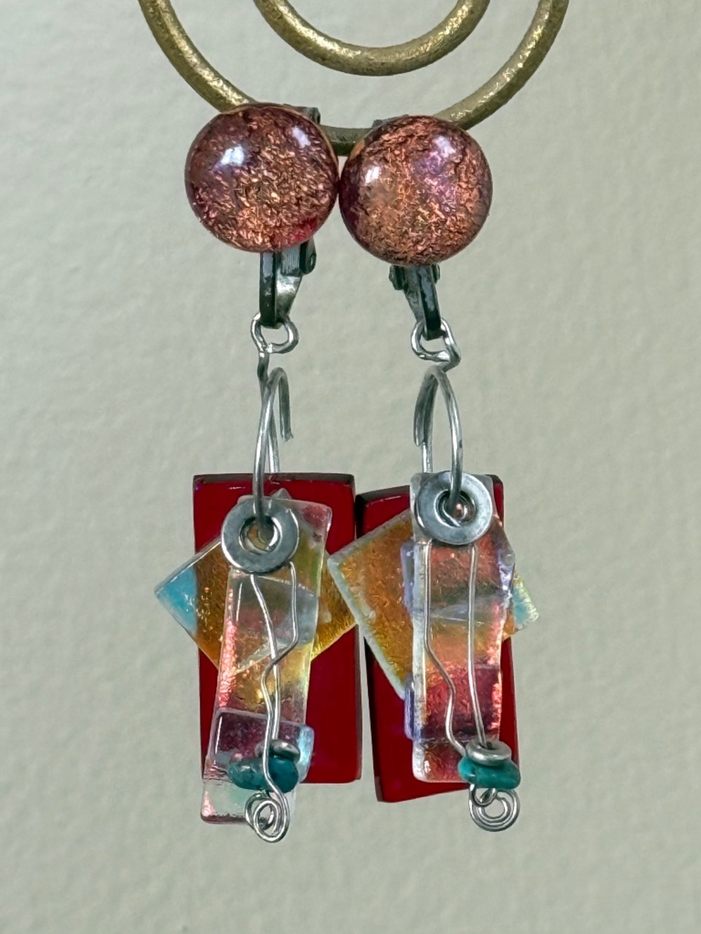 ARTISAN Dangling Asymmetric Glass Clip Earrings Artsy Avante Garde - Picture 2 of 5